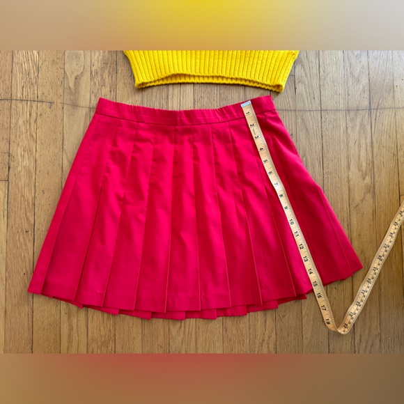 Vintage Cheerleading Uniform - Picture 7 of 8